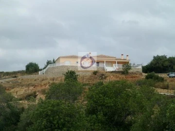Quinta T4 para Venda em Pechão