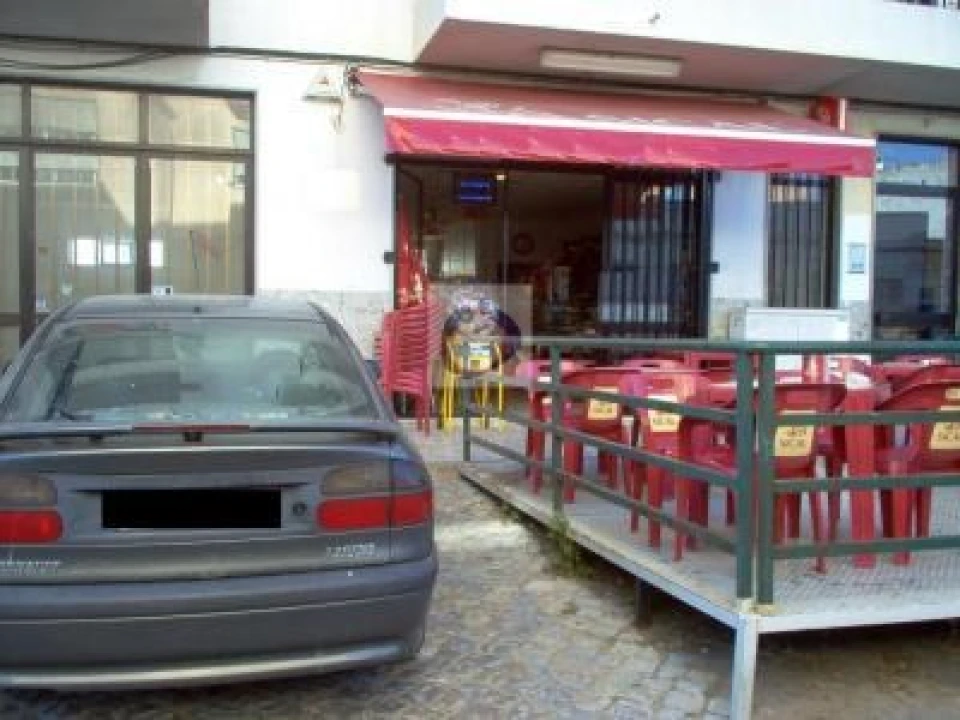 Negócio para Venda em Pechão Foto 2