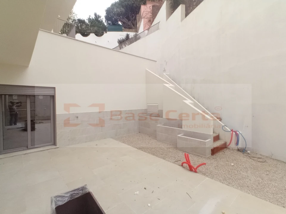 Apartamento T2 para Venda em Santa Clara Foto 31