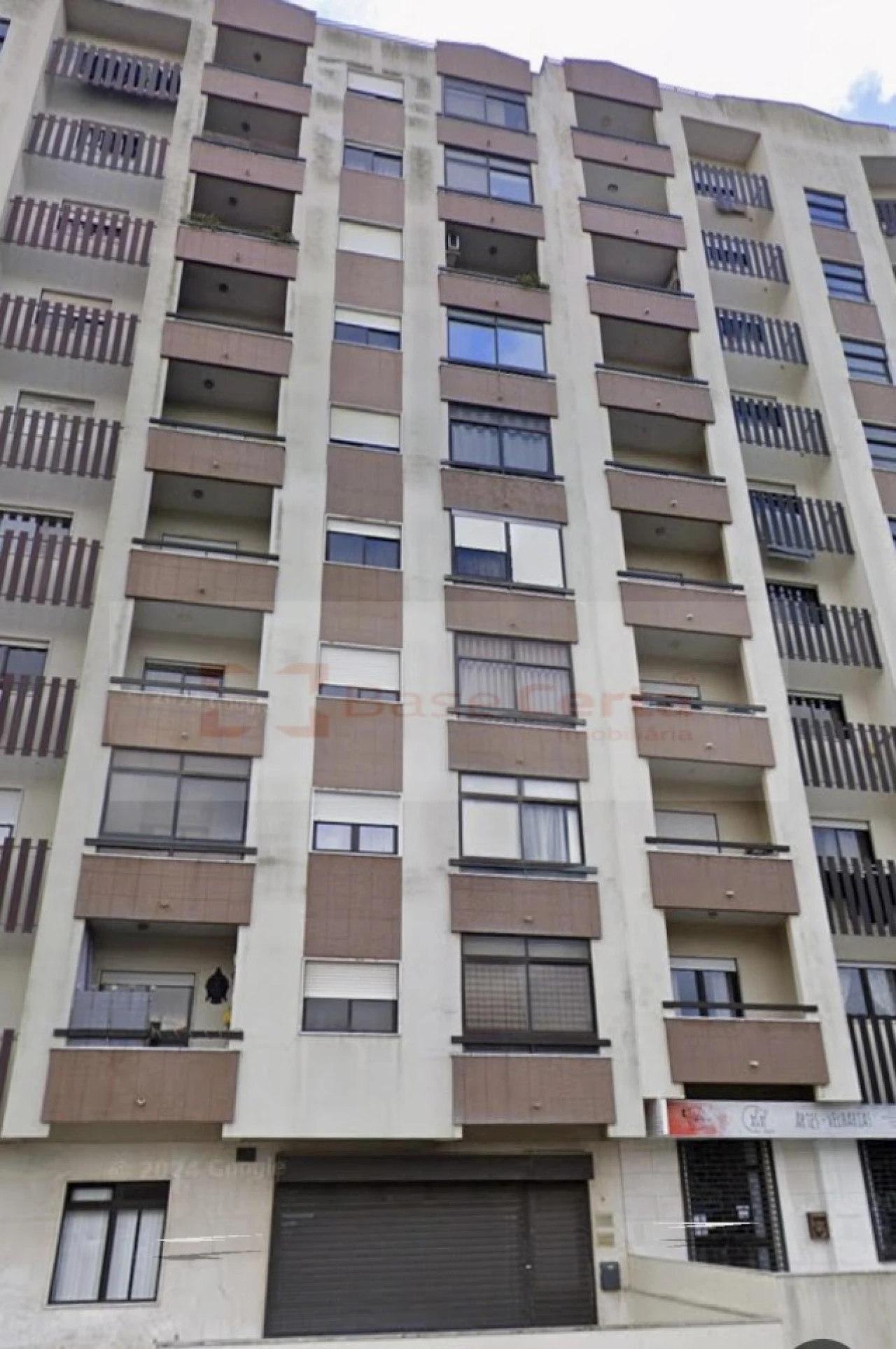 Loja para Venda em Póvoa de Santa Iria e Forte da Casa Foto 1
