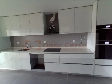 Apartamento T3 para Venda em Corroios