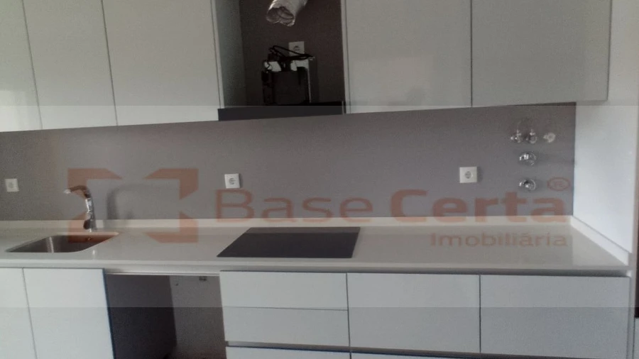 Apartamento T3 para Venda em Corroios
