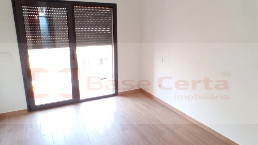 Apartamento T3 para Venda em Corroios