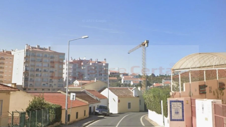 Terreno para Venda em Agualva e Mira-Sintra