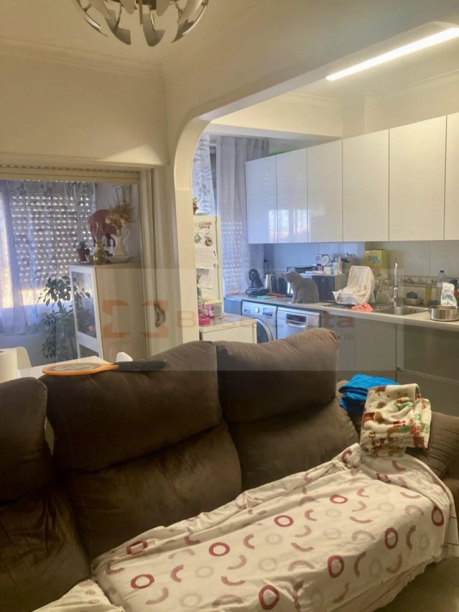 Apartamento T3 para Venda em Póvoa de Santa Iria e Forte da Casa Foto 2
