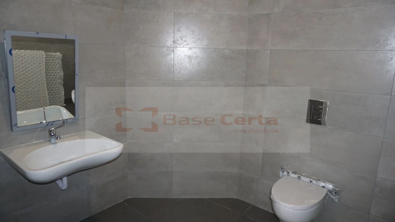 Apartamento T2 para Venda em Santa Clara Foto 6
