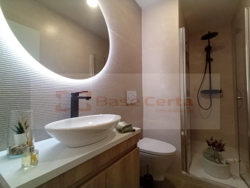 Apartamento T3 para Venda em São Domingos de Benfica Foto 11