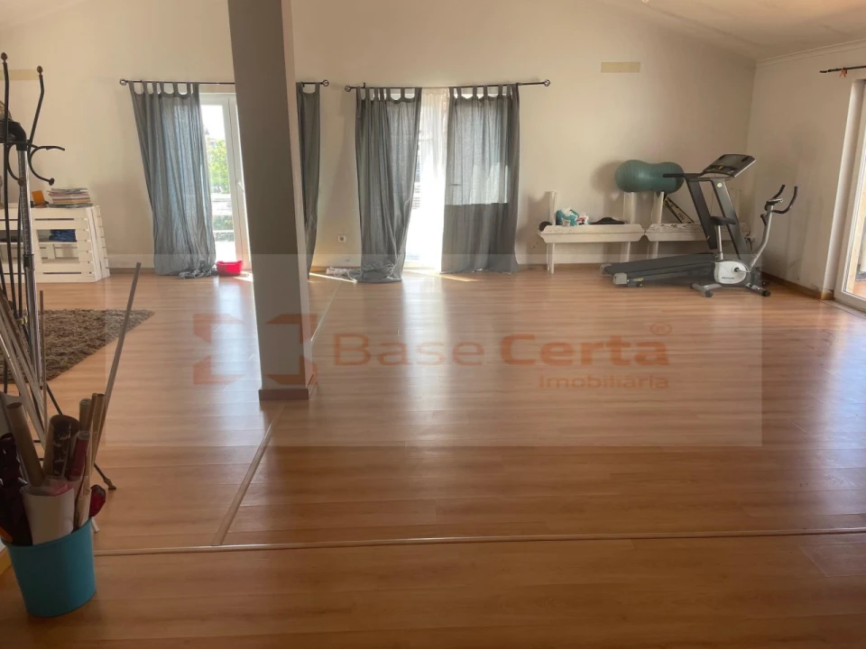 Apartamento T3 para Venda em Vila de Rei Foto 18