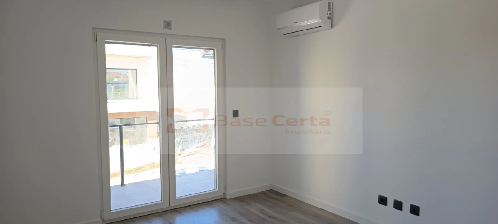 Moradia T3 para Venda em Fernao Ferro Foto 16