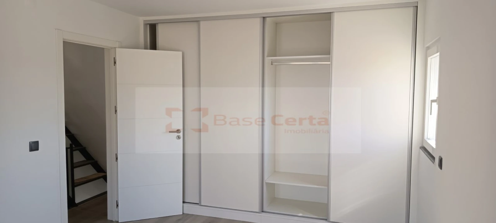 Moradia T3 para Venda em Fernao Ferro Foto 17