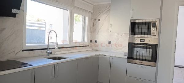 Moradia T3 para Venda em Fernao Ferro