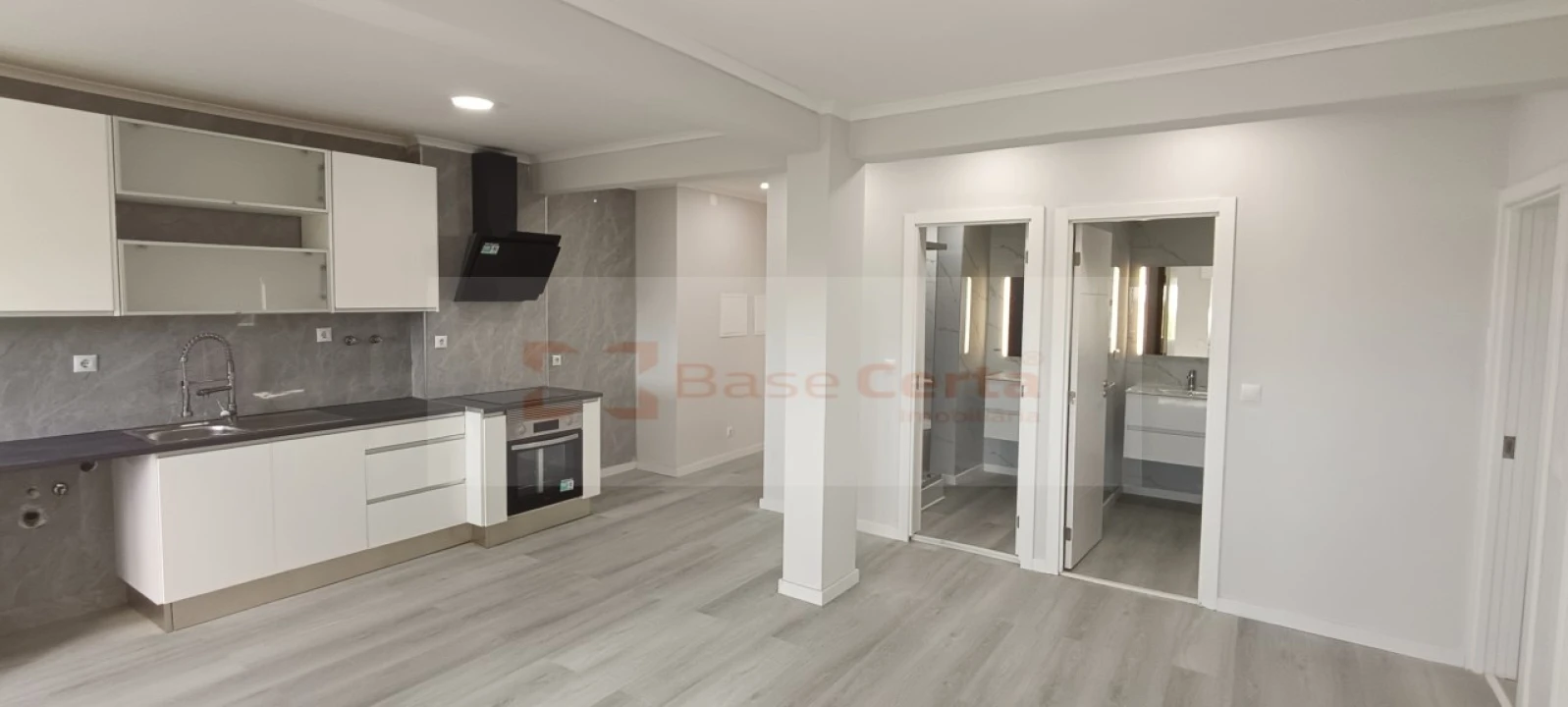 Apartamento T2 para Venda em Setubal (São Sebastião) Foto 2