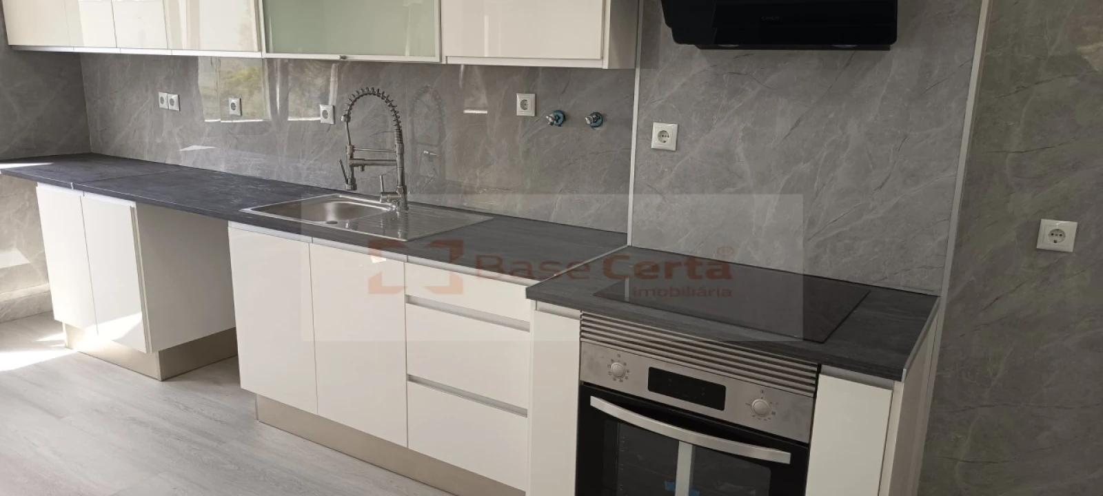 Apartamento T2 para Venda em Setubal (São Sebastião) Foto 17