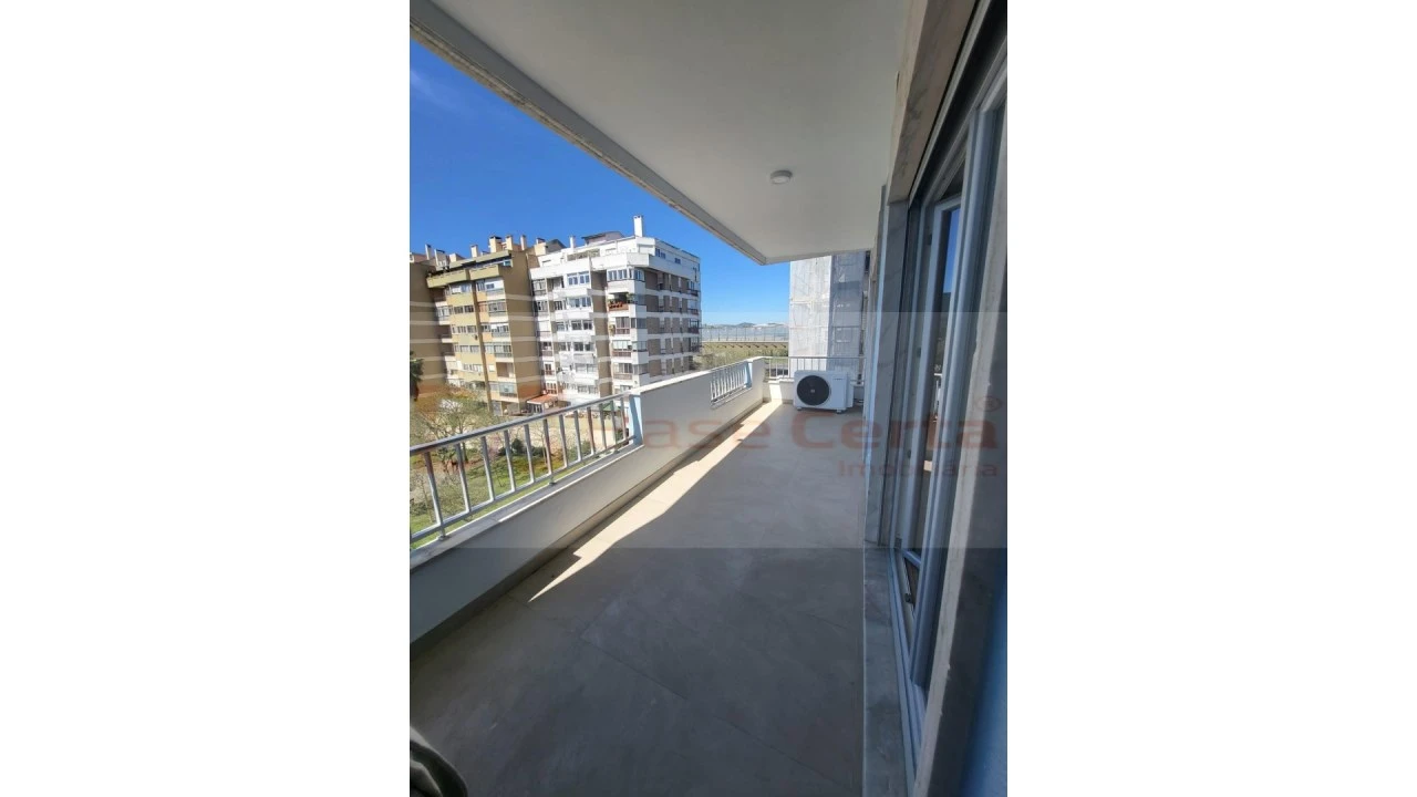 Apartamento T3 para Venda em Lumiar Foto 16