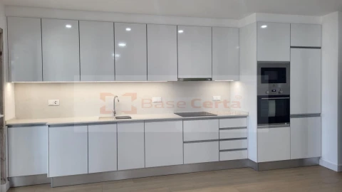 Apartamento T3 para Venda em Lumiar