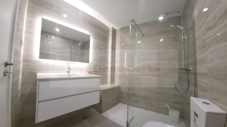 Apartamento T3 para Venda em Lumiar Foto 18