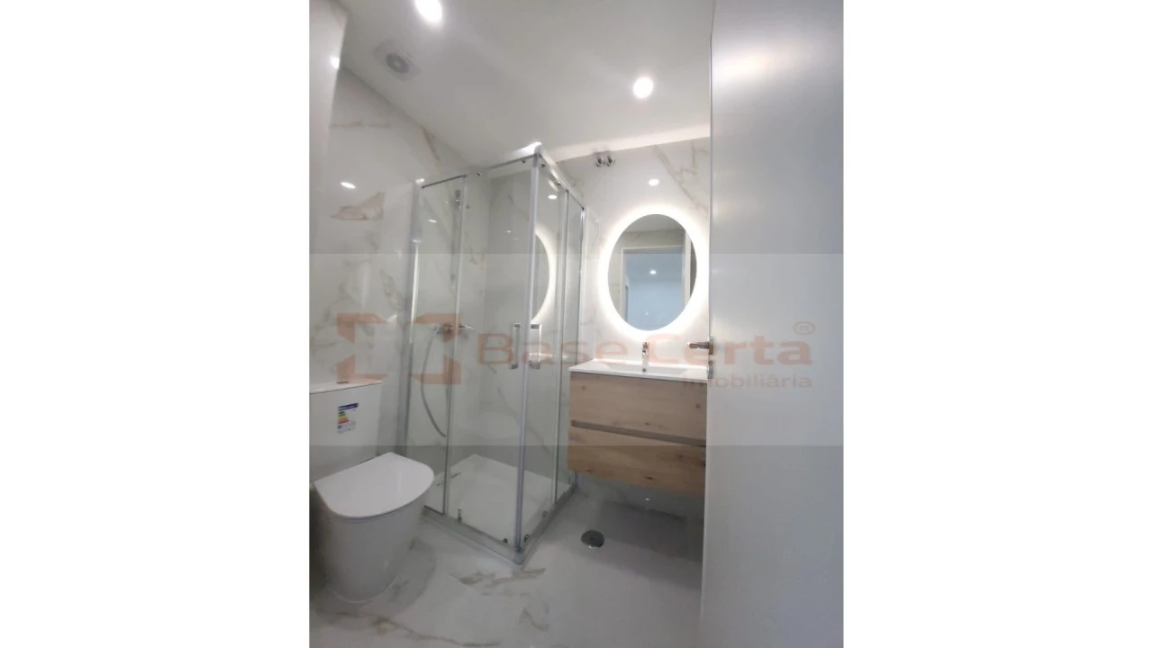 Apartamento T3 para Venda em Lumiar Foto 3