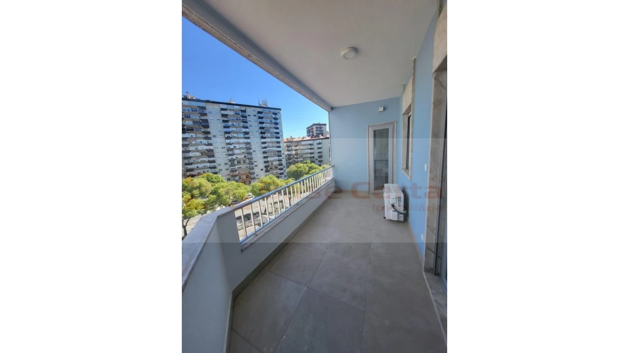 Apartamento T3 para Venda em Lumiar Foto 6