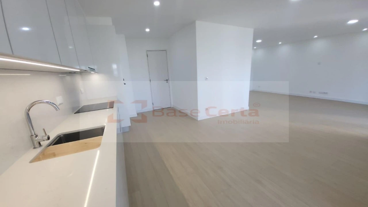 Apartamento T3 para Venda em Lumiar Foto 10