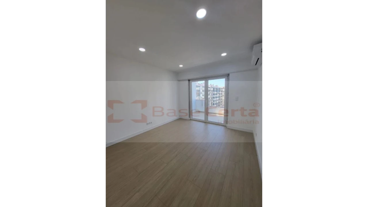 Apartamento T3 para Venda em Lumiar Foto 19