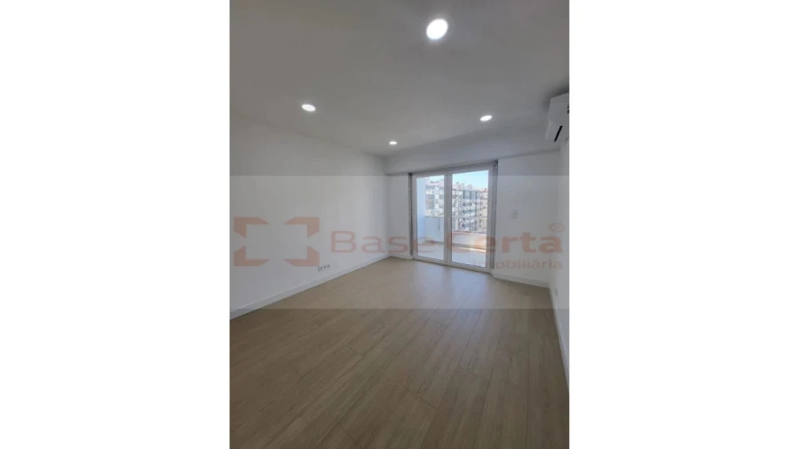 Apartamento T3 para Venda em Lumiar Foto 19