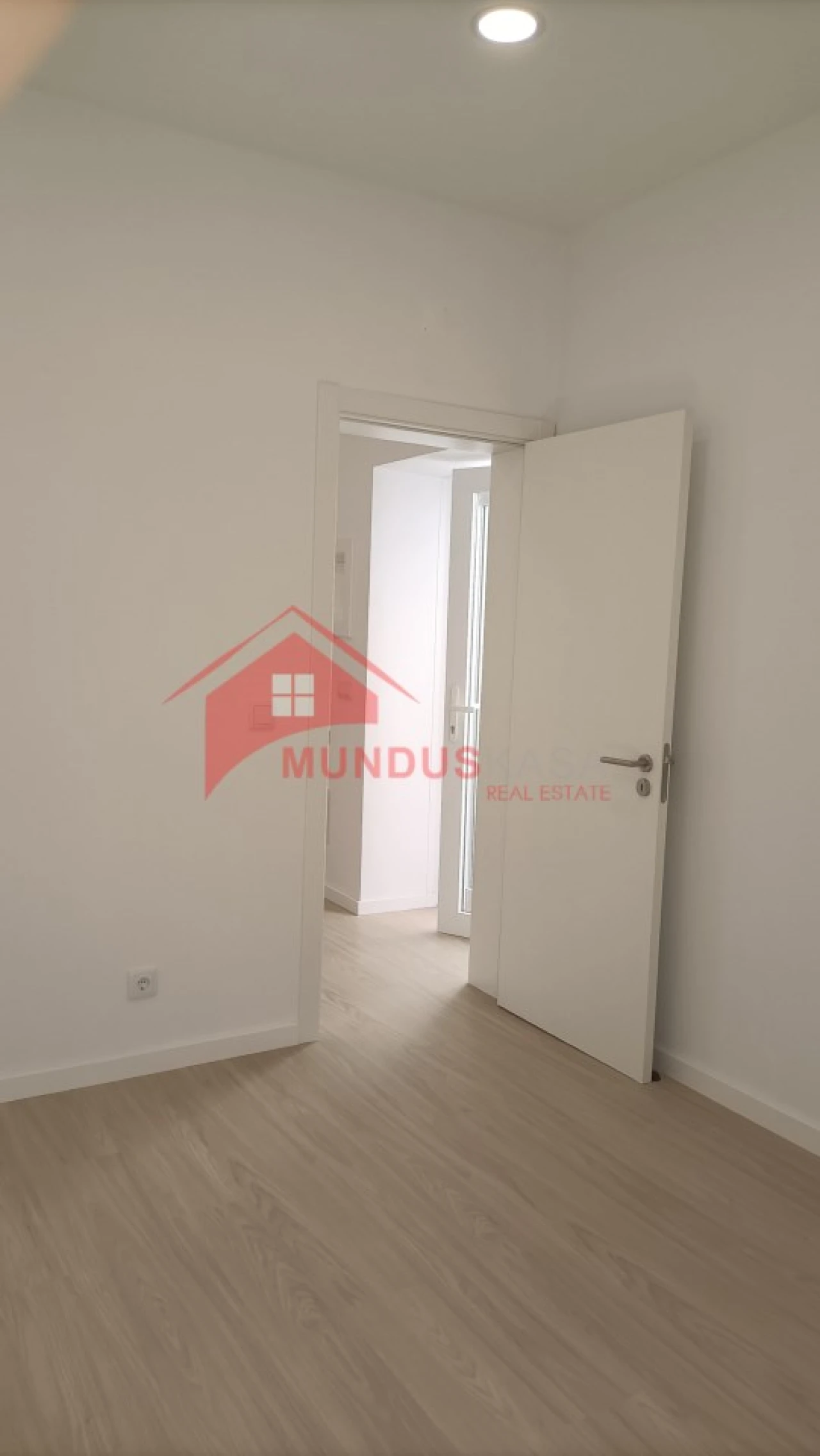 Apartamento T2 para Venda em Sesimbra (Santiago) Foto 9