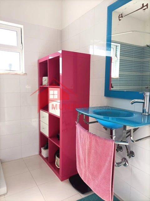 Quinta T4 para Venda em Azeitão (São Lourenço e São Simão)