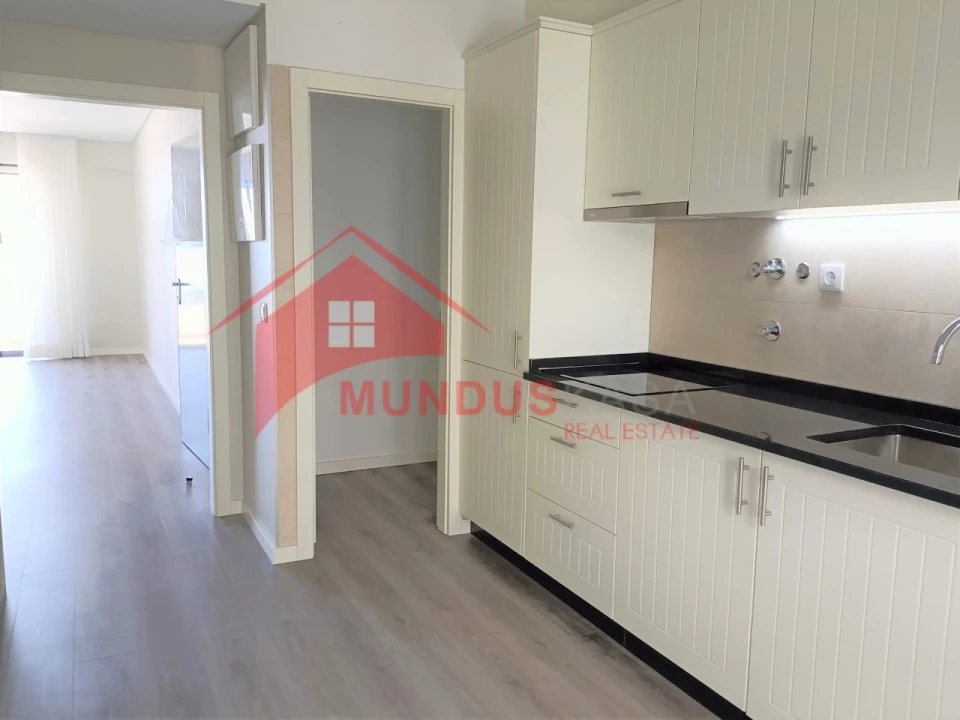 Apartamento T2 para Venda em Sesimbra (Santiago) Foto 7