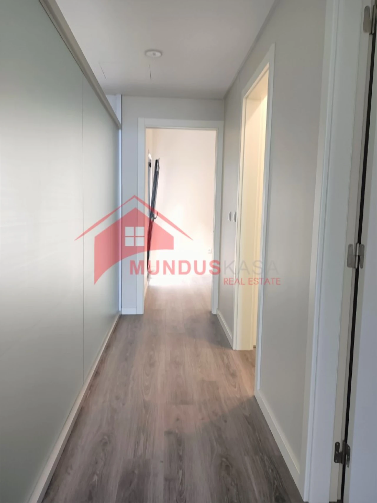 Apartamento T2 para Venda em Sesimbra (Santiago) Foto 10