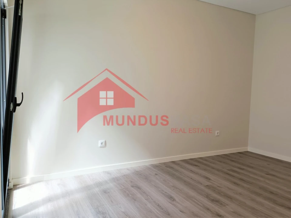 Apartamento T2 para Venda em Sesimbra (Santiago) Foto 15