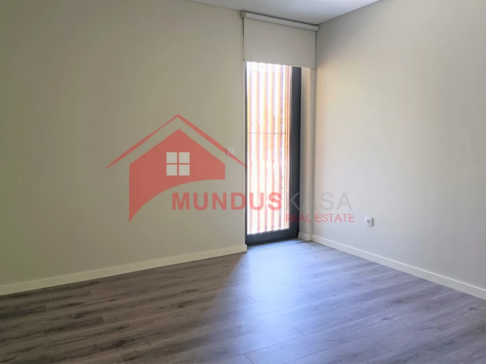 Apartamento T2 para Venda em Sesimbra (Santiago) Foto 16