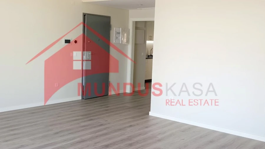 Apartamento T2 para Venda em Sesimbra (Santiago)