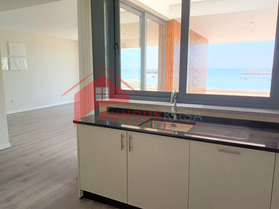 Apartamento T2 para Venda em Sesimbra (Santiago) Foto 12