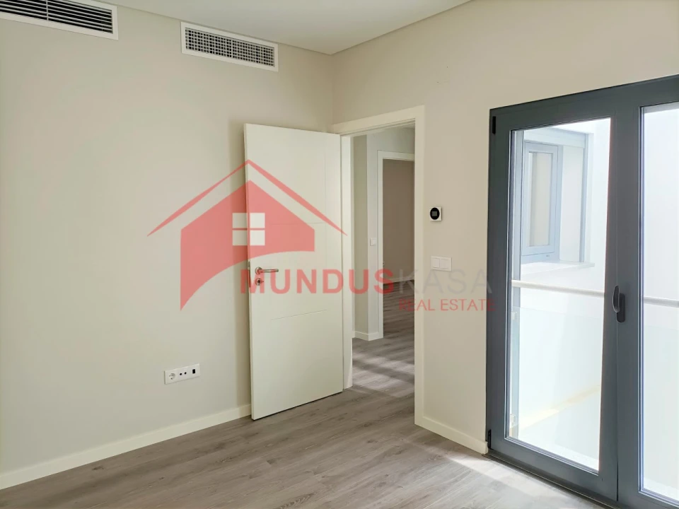 Apartamento T2 para Venda em Sesimbra (Santiago) Foto 17