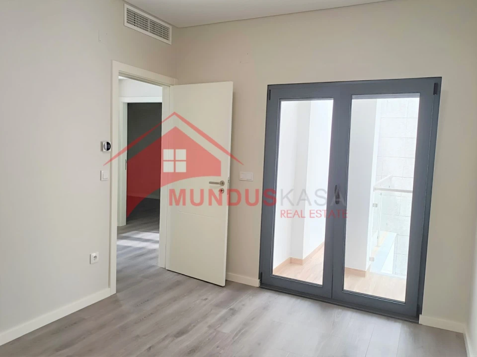 Apartamento T2 para Venda em Sesimbra (Santiago) Foto 23