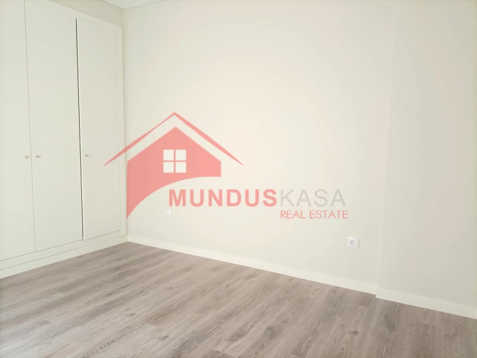 Apartamento T2 para Venda em Sesimbra (Santiago) Foto 24