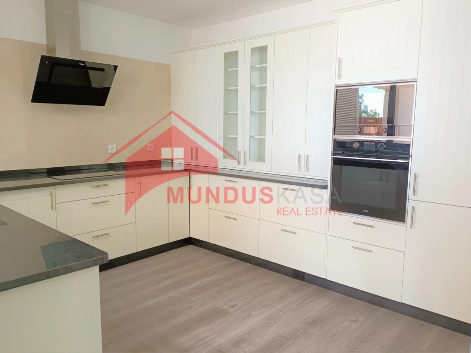 Apartamento T2 para Venda em Sesimbra (Santiago) Foto 14