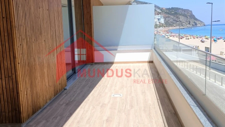 Apartamento T2 para Venda em Sesimbra (Santiago)