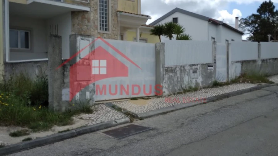 Terreno para Venda em Sesimbra (Castelo)