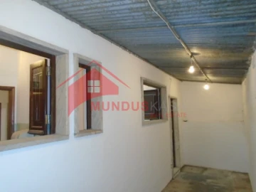 Loja para Venda em Sesimbra (Castelo)