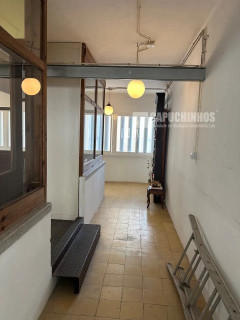 Armazém para Venda em Alcantara