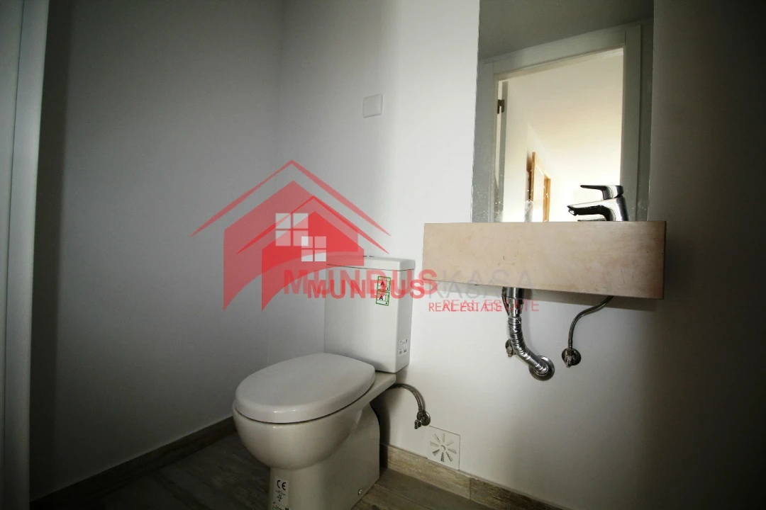Apartamento T1 para Venda em Sesimbra (Santiago) Foto 4