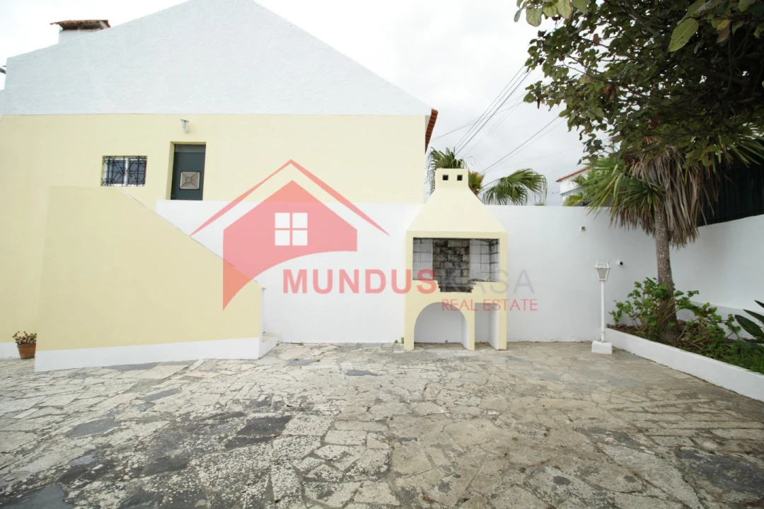 Moradia T3 para Venda em Sesimbra (Castelo) Foto 8