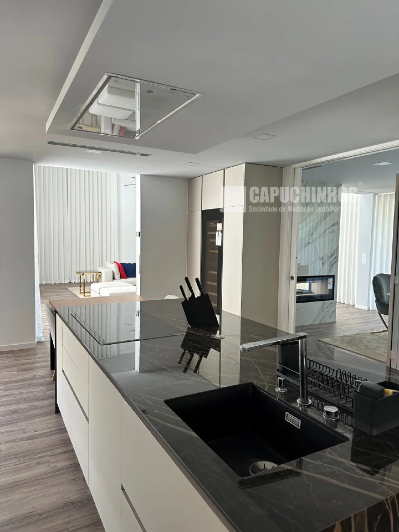 Moradia T5 para Venda em Charneca de Caparica e Sobreda Foto 5