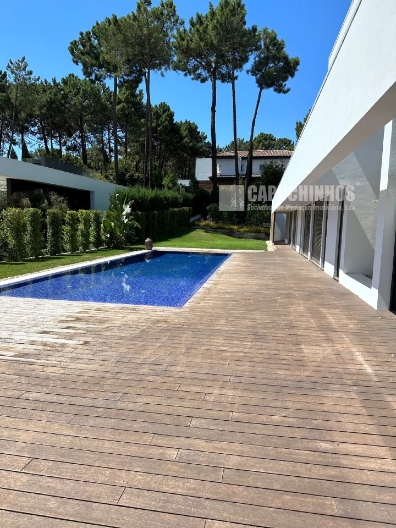 Moradia T5 para Venda em Charneca de Caparica e Sobreda Foto 31