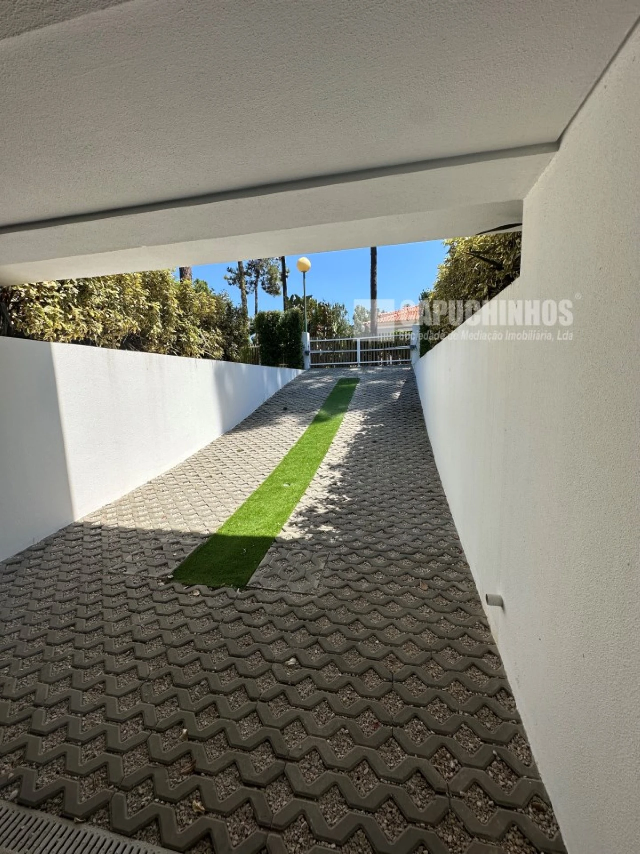 Moradia T5 para Venda em Charneca de Caparica e Sobreda Foto 39