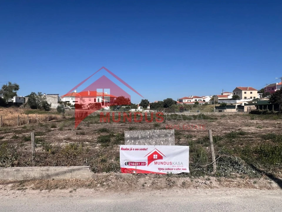 Terreno para Venda em Sesimbra (Castelo) Foto 1