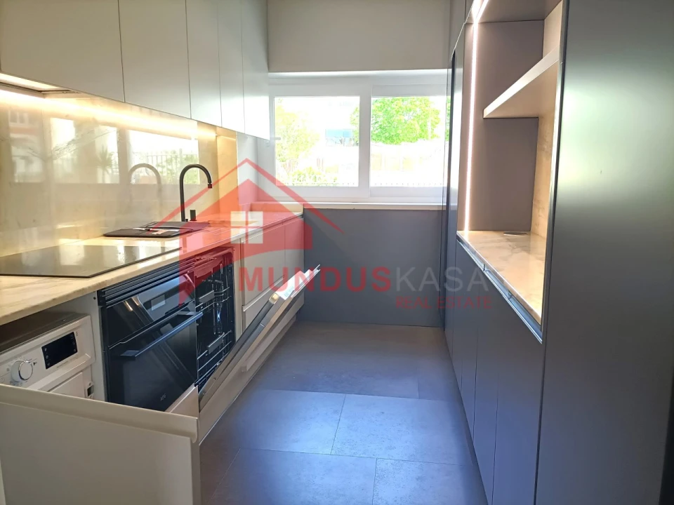 Apartamento T3 para Venda em Sesimbra (Santiago) Foto 11