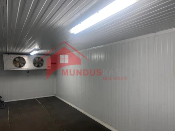 Armazém para Venda em Azeitão (São Lourenço e São Simão)