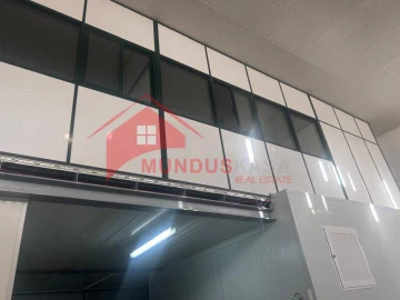 Armazém para Venda em Azeitão (São Lourenço e São Simão)
